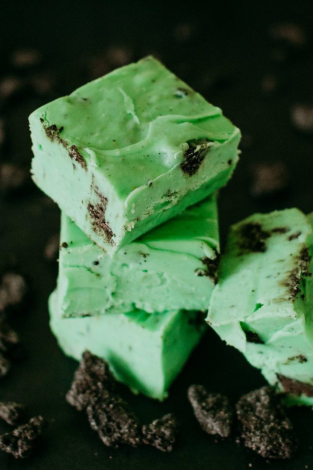 Mint cookies fudge
